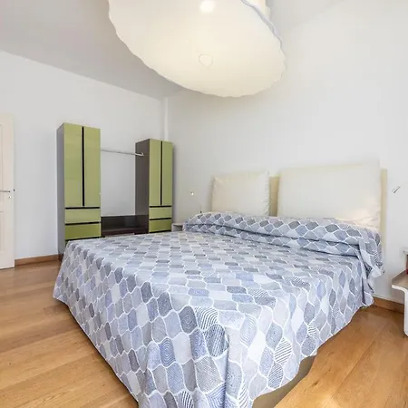 Holiday home Quadrilocale Corso Italia 30 Piano Terra Con Spazio Esterno